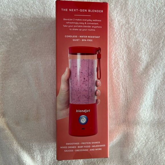 Blendjet 2 portable blender 16 oz- Red - Picture 3 of 5